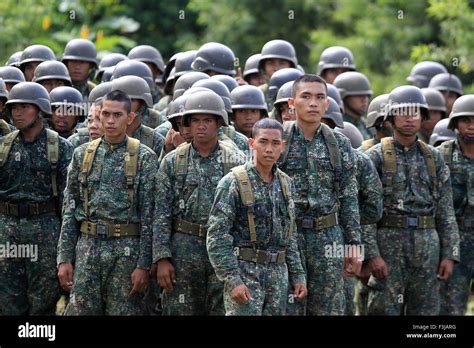 Die Cavite-Meuterei: Ein Sturm der Unzufriedenheit unter philippinischen Soldaten